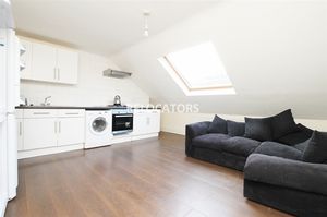 LOUNGE KITCHEN- click for photo gallery